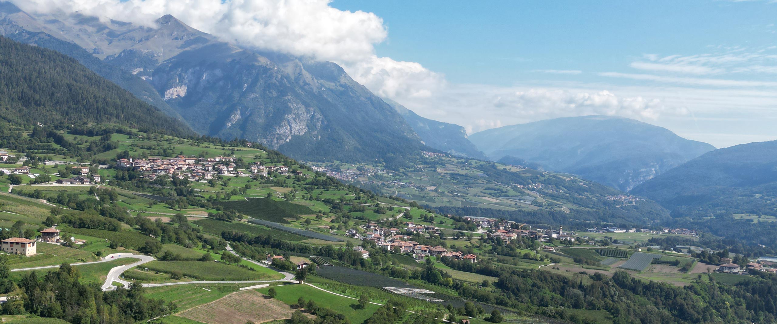 Azienda agricola Maso Trentino a conduzione famigliare. Coltivazioni biologhiche per la produzione di prodotti genuini nel rispetto della natura 